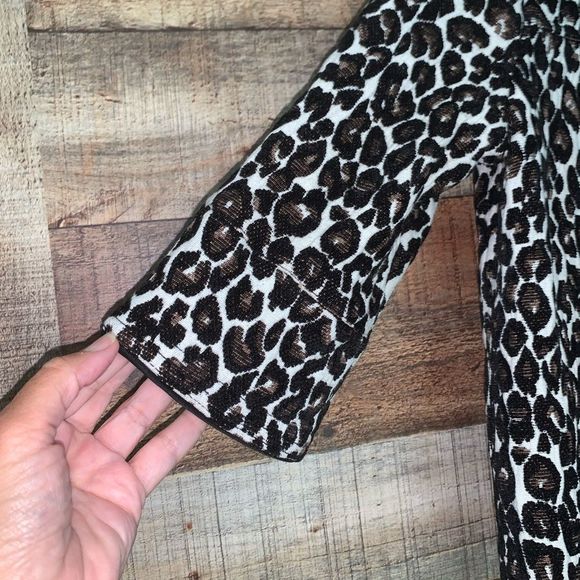 XXI leopard‎ print jacket, size medium - Picture 4 of 13